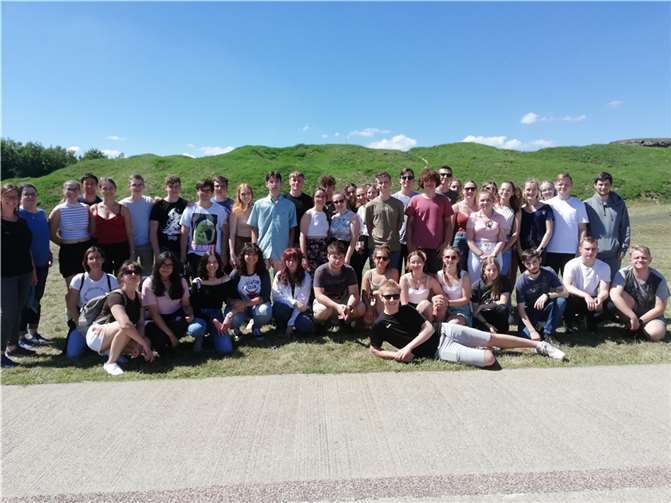 Die Schüler*innen erlebten Geschichte hautnah.  Foto: IGS Maifeld