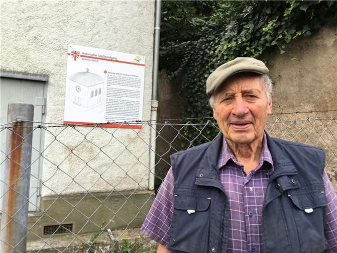 Die Schülerinnen und Schüler begaben sich auf die Spuren jüdischen Lebens.Fotos: Annette Hebel