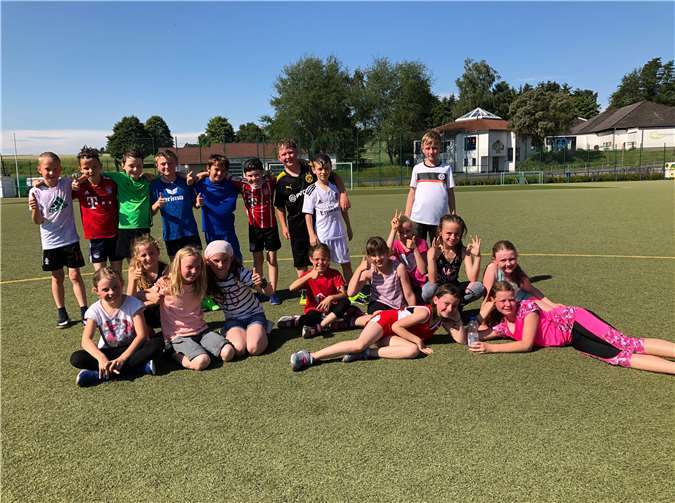 Die Schülerinnen und Schüler sammelten 1955,70 Euro für die Aktion Tagwerk. Foto: privat