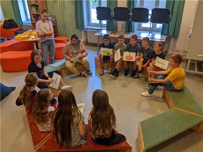 Die Schüler:innen wussten bereits viel, sodass das Schaubild - zusätzlich mit kreativer Unterstützung der Kinder - und die Mindmap schnell erstellt waren. Quelle: Grundschule Briedel-Pünderich