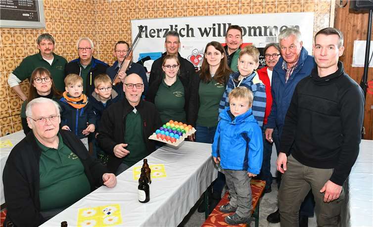 Die Schützen in Franken hatten sich mit vielen bunten Ostereiern eingedeckt. Fotos: -RASCH-