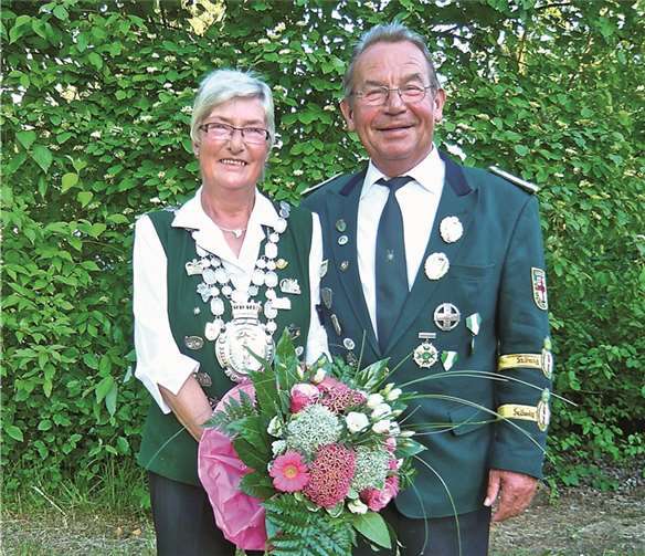 Die Schützenkönigin Karin Bengel mit Ehemann Georg.privat