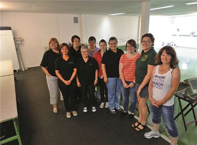 Die Schützinnen aus dem Bezirk 11 Koblenz e.V. auf dem Schießstand der Karlsschützen-Gilde in Aachen. Nadine Groh