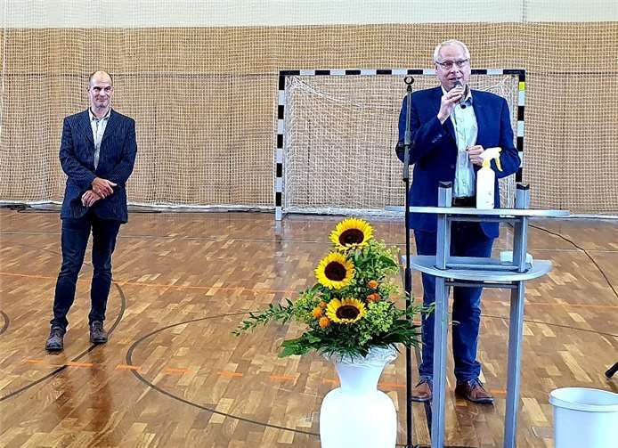Die Schulkinder wurden herzliche begrüßt.