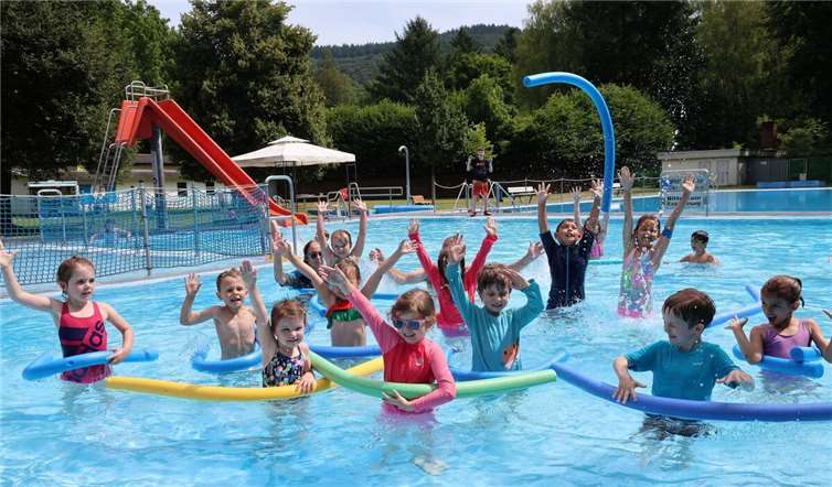 Die Schwimmkurse machen den Kindern viel Spaß. Foto: privat