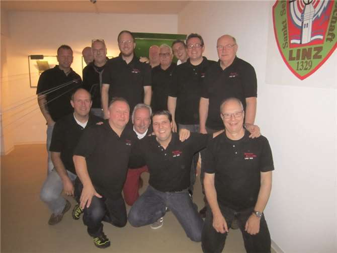 Die Sebastianer Schützen hatten zum Gastschießen eingeladen und die Artilleristen waren der Einladung gerne gefolgt. privat