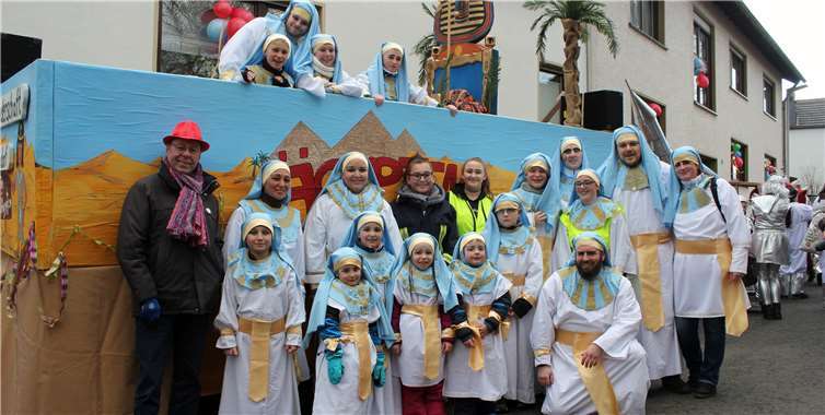 Die Sebastianusschützen aus Altendorf-Ersdorf nahmen als Ägypter am Karnevalszug teil.Christian Klein