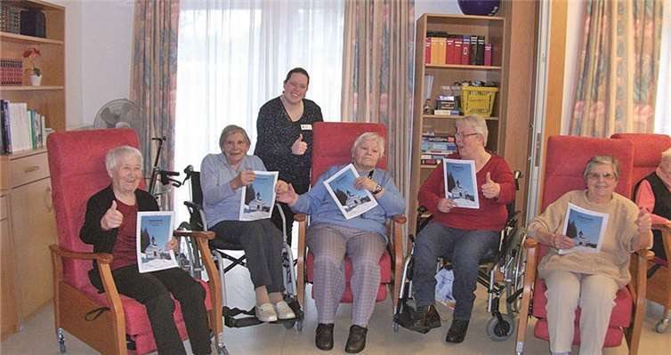 Die Senioren „Haus im Rebenhang“ mit dem „Rebenboten“.privat