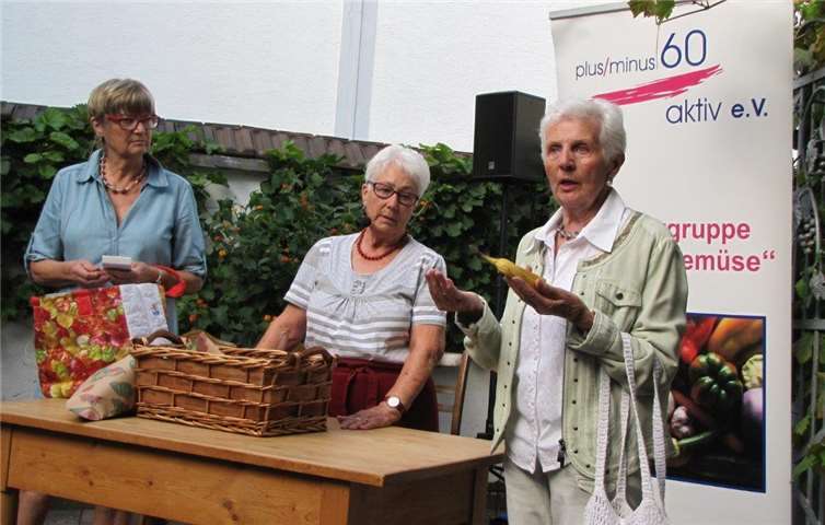 Die Senioren-Kabarettgruppe „Junges Gemüse“.privat