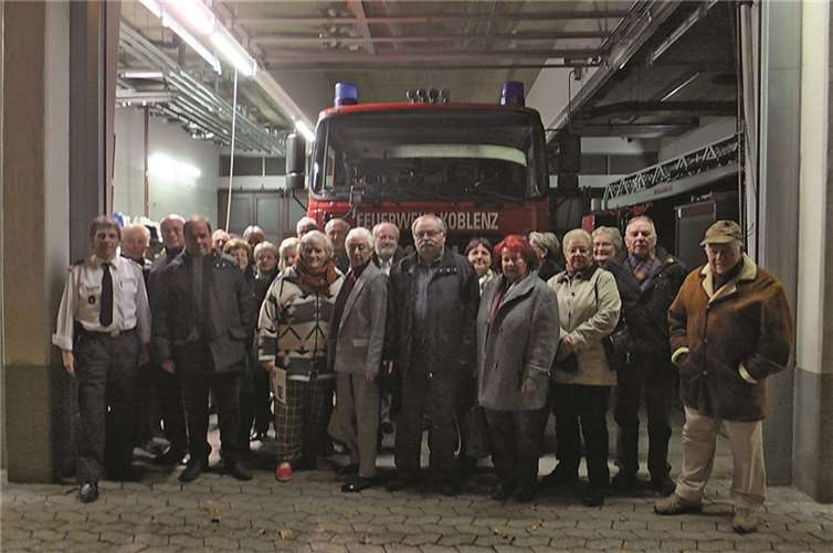 Die Senioren-Union zu Besuch bei der Feuerwache der Berufsfeuerwehr Koblenz.Privat