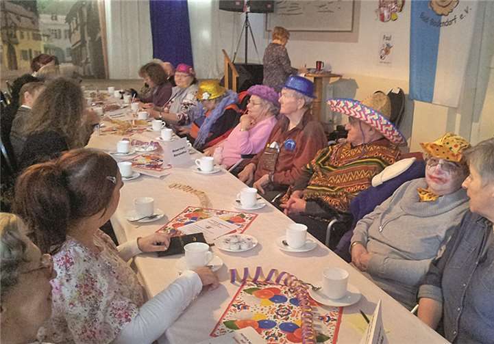 Die Senioren des Zentrums Maranatha kamen in der Winzergaststätte auf ihre karnevalistischen Kosten. privat