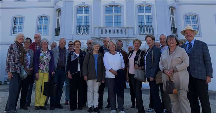 Die Senioren erfuhren viel über die Geschichte der Villa Musica und durften bei Proben des Streichquartettes zusehen. Privat