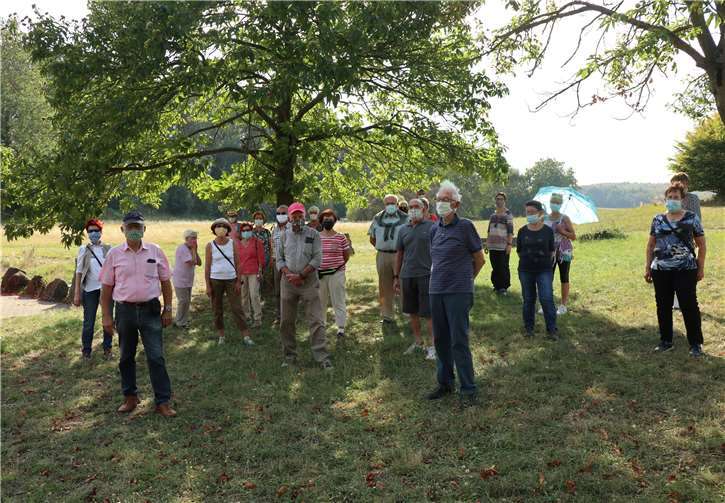 Die Senioren haben beim Seniorentreff die Corona-Vorschriften vorbildlich beachtet: Abstand halten, Hygiene, Atemschutzmasken. Foto: Pro-Mendig