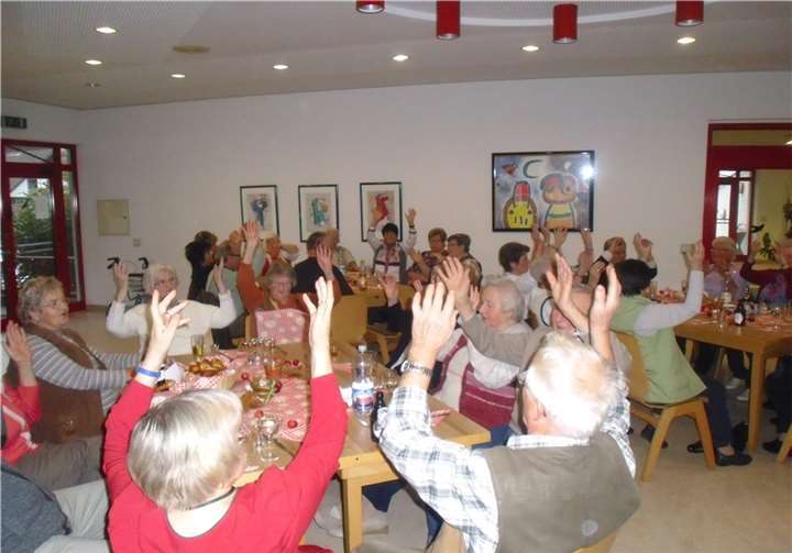 Die Senioren hatten beim Oktoberfest viel Spaß. privat