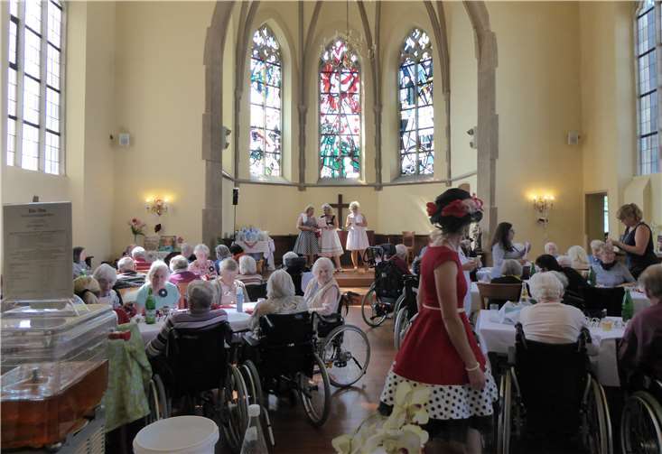 Die Senioren staunten nicht schlecht, als sie die Kapelle betraten. privat