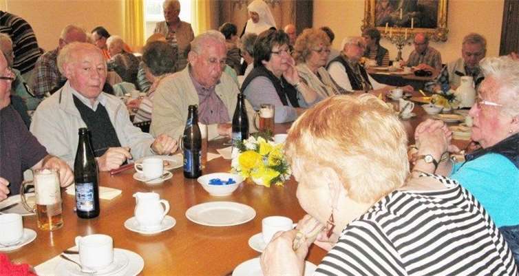 Die Senioren waren sehr zufrieden mit Betreuung und Bewirtung im Koster Engelport. privat