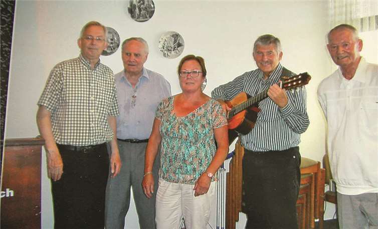 Die Seniorengruppe der IG BCE traf sich in der Mehrzweckhalle in Urmitz-Bahnhof .  Privat