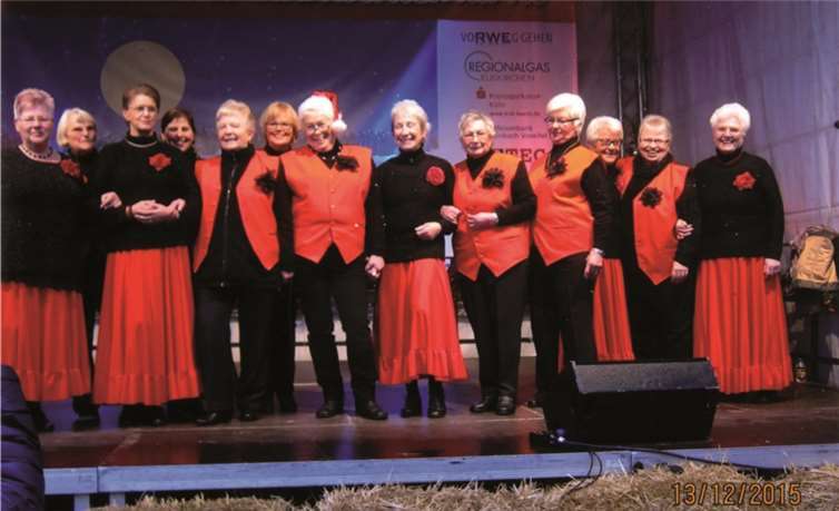 Die Seniorentanzgruppe bot ein tolles Programm, das nach Zugabe verlangte.privat