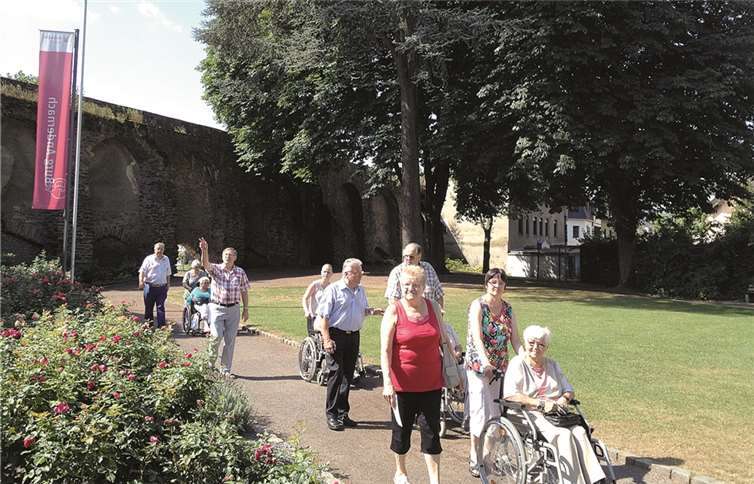 Die Seniorinnen und Senioren genossen den Ausflug ins „essbare Grün“.privat