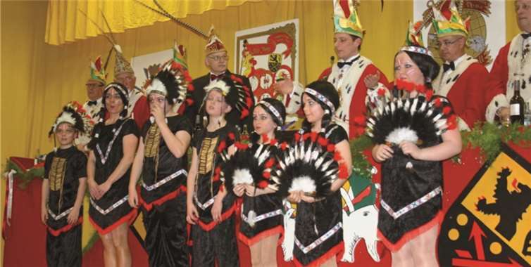 Die „Seven Up‘s“ aus Brohl begeisterten letzte Session mit ihrem Indianertanz. privat