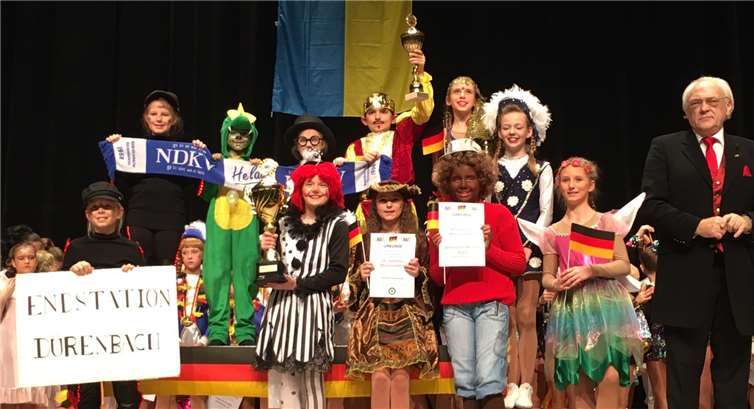 Die Showkometen bei der Siegerehrung.Fotos: privat