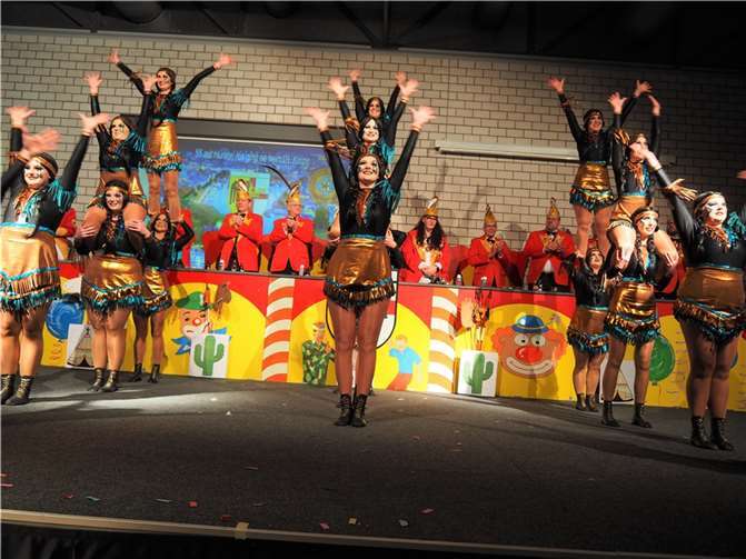 Die Showtanzgruppe des CCKK zeigte ihr ganzes Können. Fotos HH