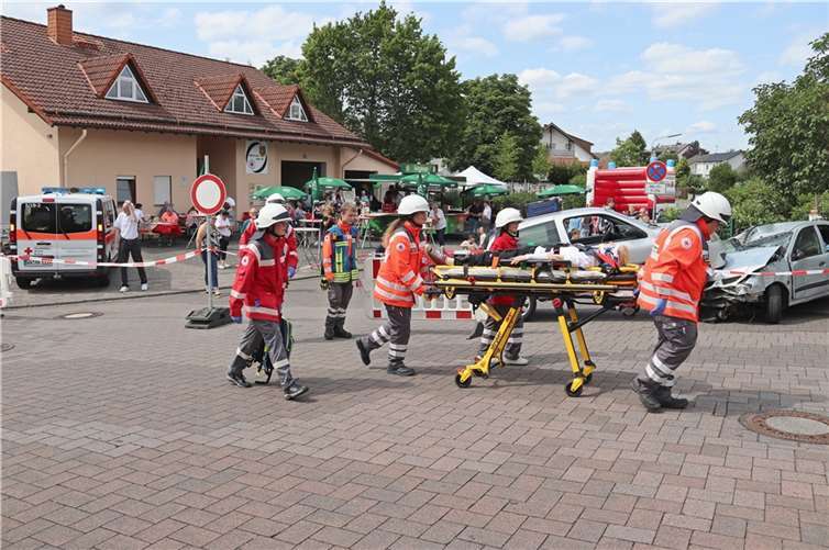 Die Showübung des Jugendrotkreuzes war zweifellos ein Höhepunkt. Foto: DRK-Ortsverein Selters e.V.