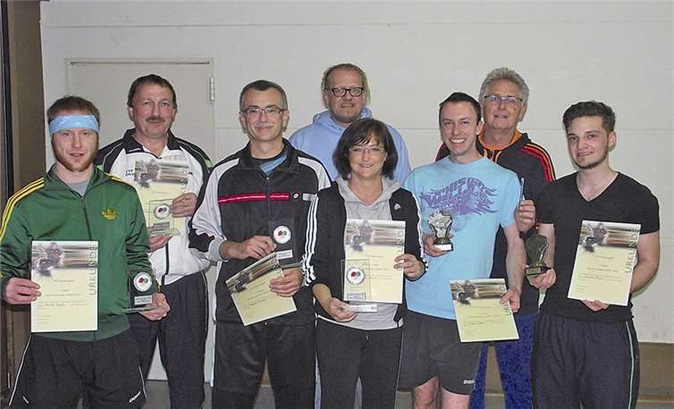 Die Sieger der Vereinsmeisterschaften der TTF Dedenbach.privat