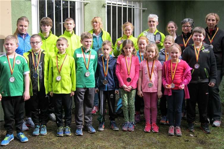 Die Sieger der verschiedenen Klassen und Disziplinen.  privat