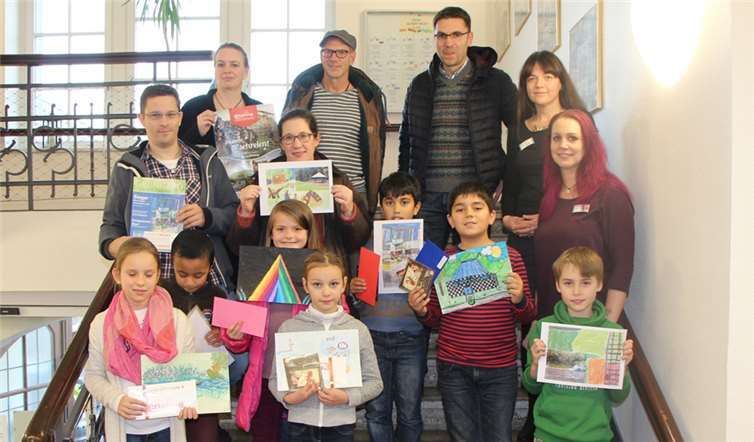 Die Sieger des GrünCard-Malwettbewerbes erhielten ihre Preise.privat