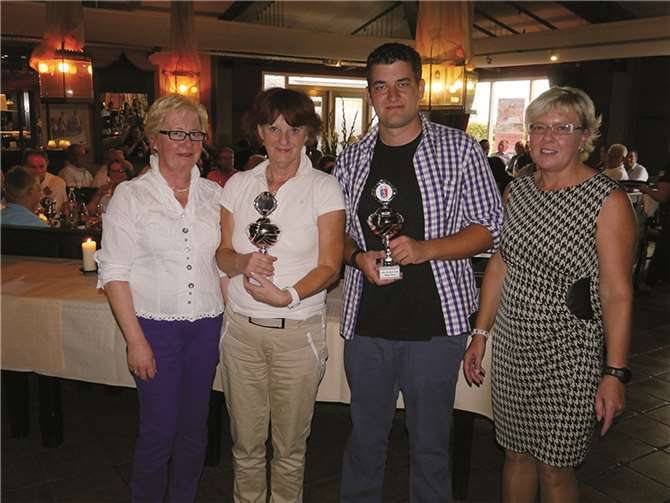 Die Sieger des Jubiläumsturniers „20 Jahre Golfclub Cochem“: Renate Vetter und Sebastian Moser. privat