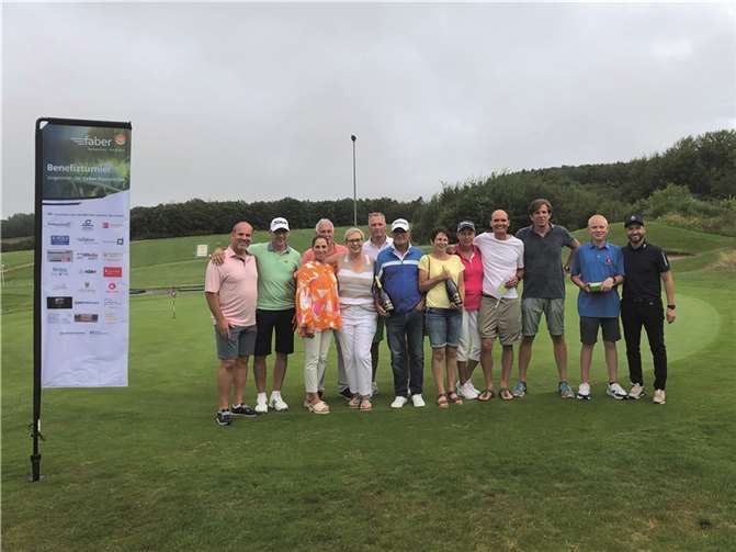 Die Sieger des diesjährigen Faber-Golf-Benefizturniers.  Foto: privat
