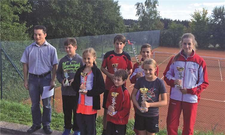 Die Sieger und Platzierten der Tennis-Kreismeisterschaft 2015. Privat
