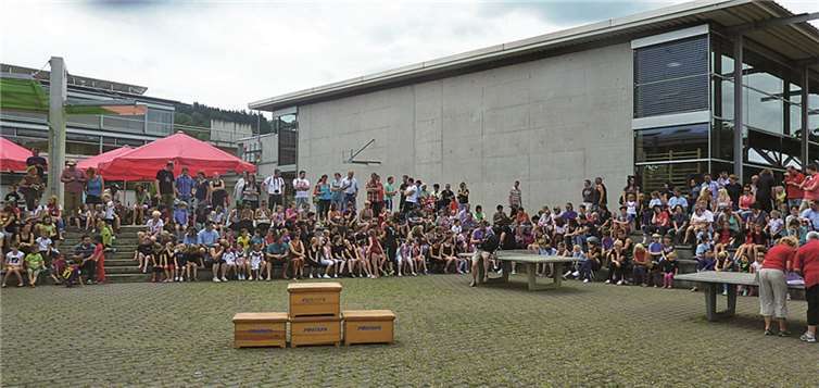 Die Siegerehrung nach dem Turnfest. privat