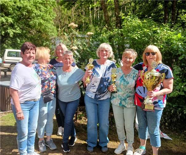 Die Siegerinnen vom Damenkegelclub „Voll daneben“.  Foto: privat