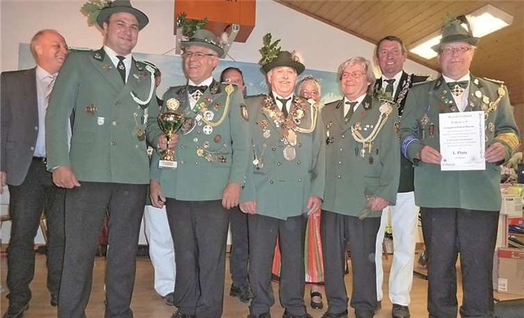 Die Siegermannschaft im Gruppenschießen.  Privat