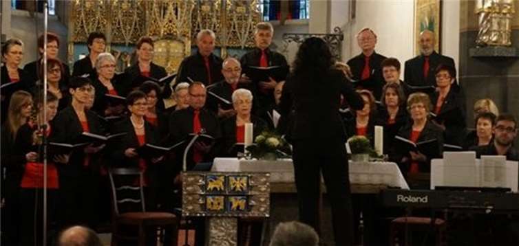 Die Singgemeinschaft Schlich präsentiert Werke des zeitgenössischen Komponisten John Rutter. privat