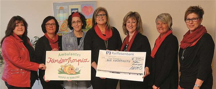 Die Singgruppe ANIMO (v.l.): Sabine Zappe, Bernadette Thielmann, Katja Masendorf, Claudia Hirt, Anke Beilstein, Annerose Goßlau, Verena Göbel. privat