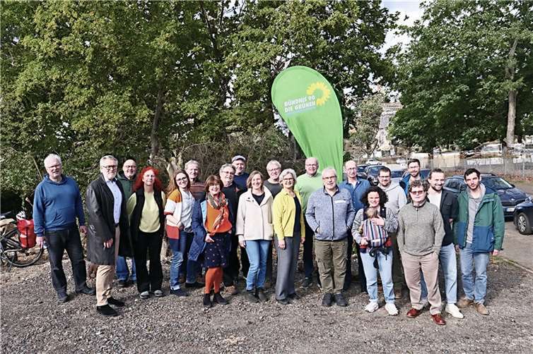 Die Sinziger Grünen haben ihre KandidatInnenliste für die Kommunalwahl in Sinzig aufgestellt.  Foto: Albert Dietz