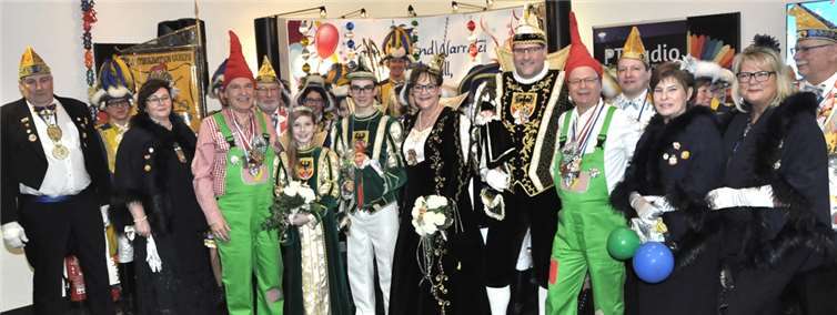 Die Sinziger Tollitäten freuten sich über den herzlichen Empfang bei den Zeitungsmachern. BS