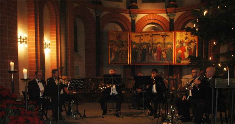 Die Sinziger Turmbläser boten am Weihnachtsfeiertag ein sehr gut besuchtes und festliches Konzert.