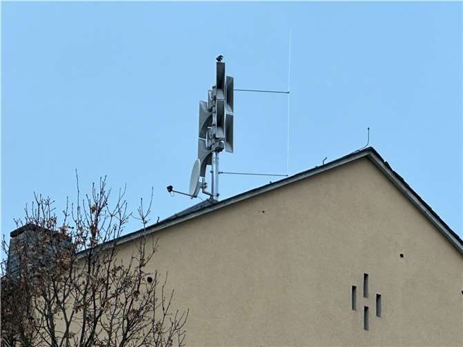 Die Sirene auf dem Dach der Pfarrer Bechtel-Grundschule Mendig war für den Daueralarm am frühen Mittwochmorgen „verantwortlich“. Foto: VG-Verwaltung Mendig/Stefan Pauly