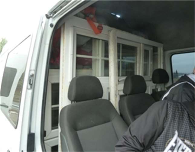 Die Sitze waren amateurmäßig befestigt worden.