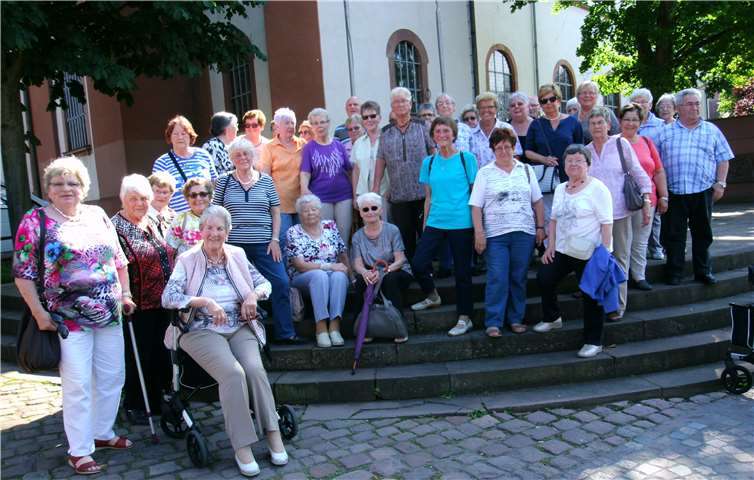 Die Sitzgymnastikgruppe des TV Weißenthurm mit Freunden unterwegs in Maastricht. Foto: privat