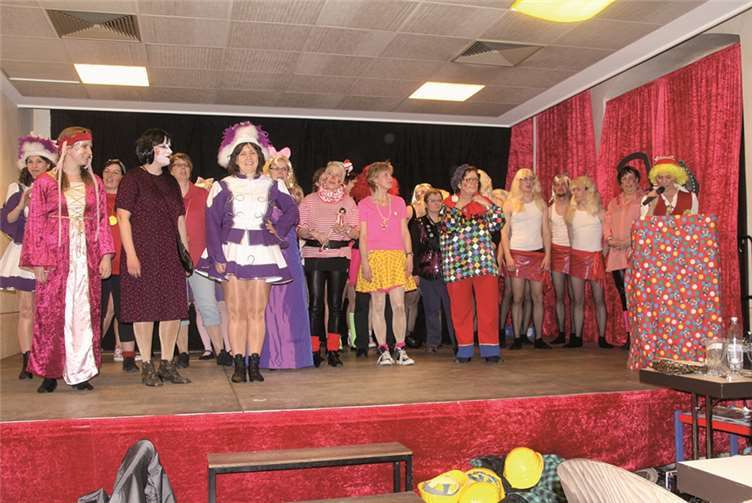 Die Sitzung war ein voller Erfolg und alle amüsierten sich prächtig.Privat