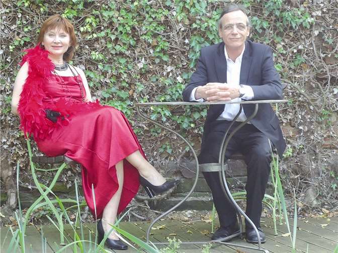 Die Sopranistin Olga Cherny und der Pianist und Sänger Tommy Geller. privat