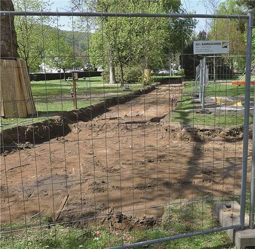 Die Spazierwege werden im Bad Breisiger Kurpark umgestaltet. privat