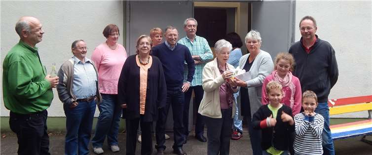 Die Spende soll für die witterungsfeste Gestaltung der Liegehalle genutzt werden. SPD-Ortsverein Sinzig.