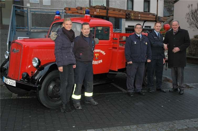 Die Spende trägt zur Erhaltung und Restaurierung des Opel Blitz bei. Es handelt sich dabei um das Wahrzeichen der Feuerwehr in Kobern-Gondorf. privat