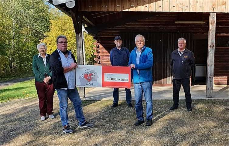 Die Spende von 1300 Euro durch die Spendenaktion der Sparkasse ermöglicht dem Eifelverein den Abschluss der Arbeiten. Foto: privat